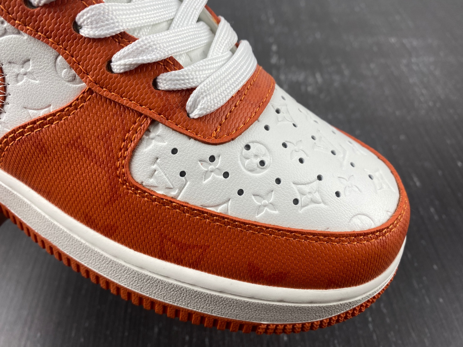 lwe sneaker