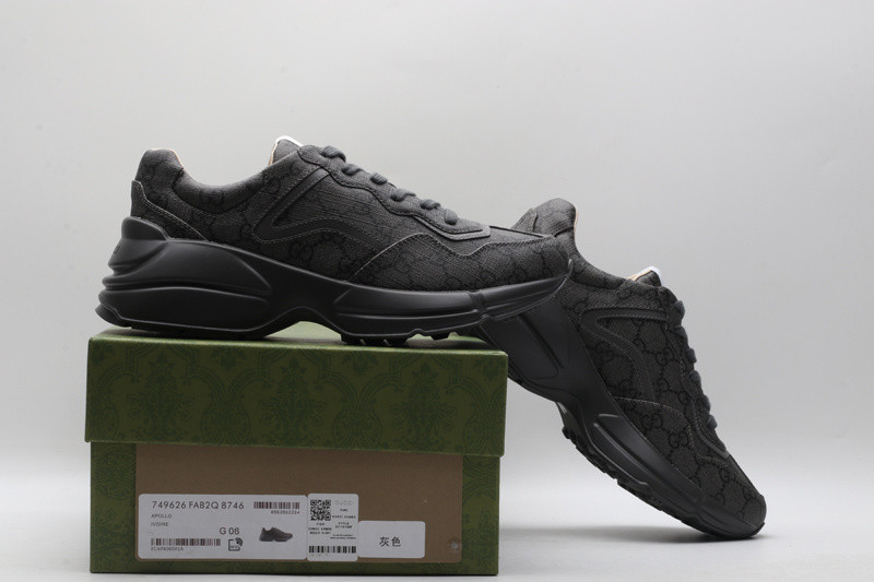 G*u*i sneaker