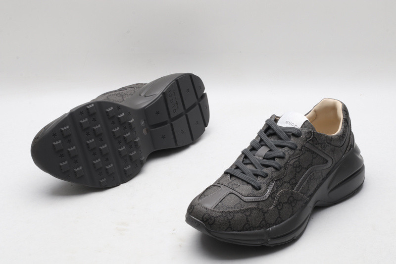 G*u*i sneaker