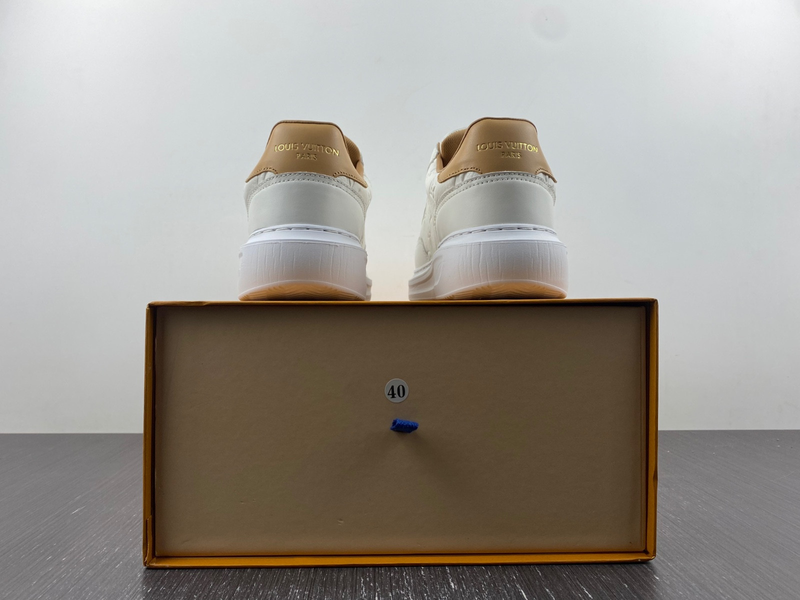 lwe sneaker