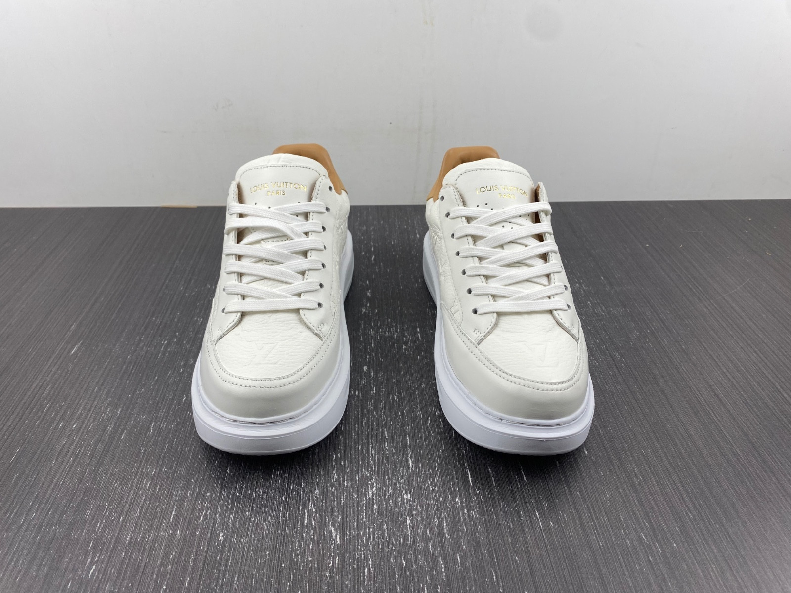 lwe sneaker