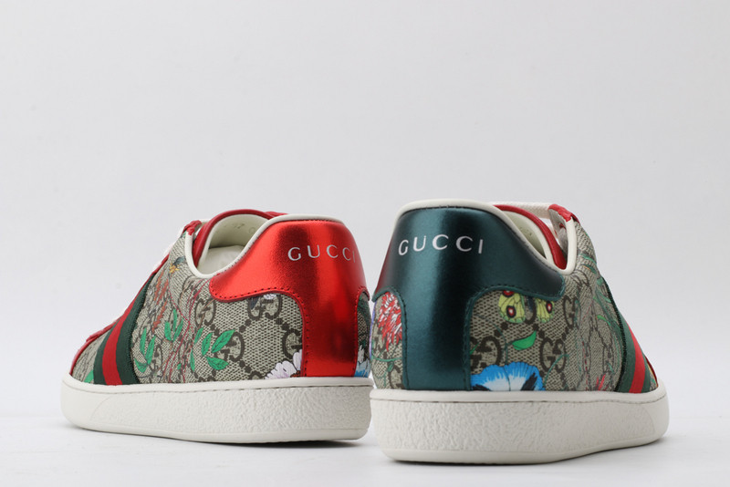 G*u*i sneaker