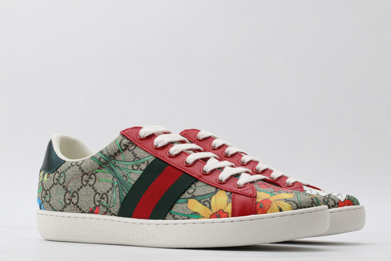 G*u*i sneaker