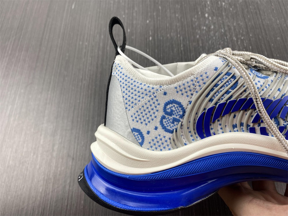 guci sneaker