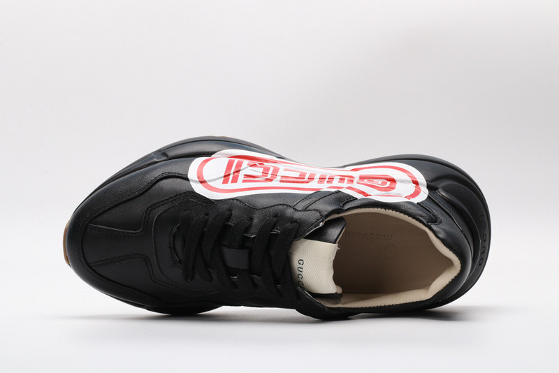 G*u*i sneaker