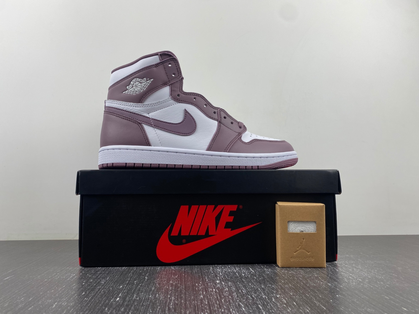 air jordan 1 high og mauve dz5485-105