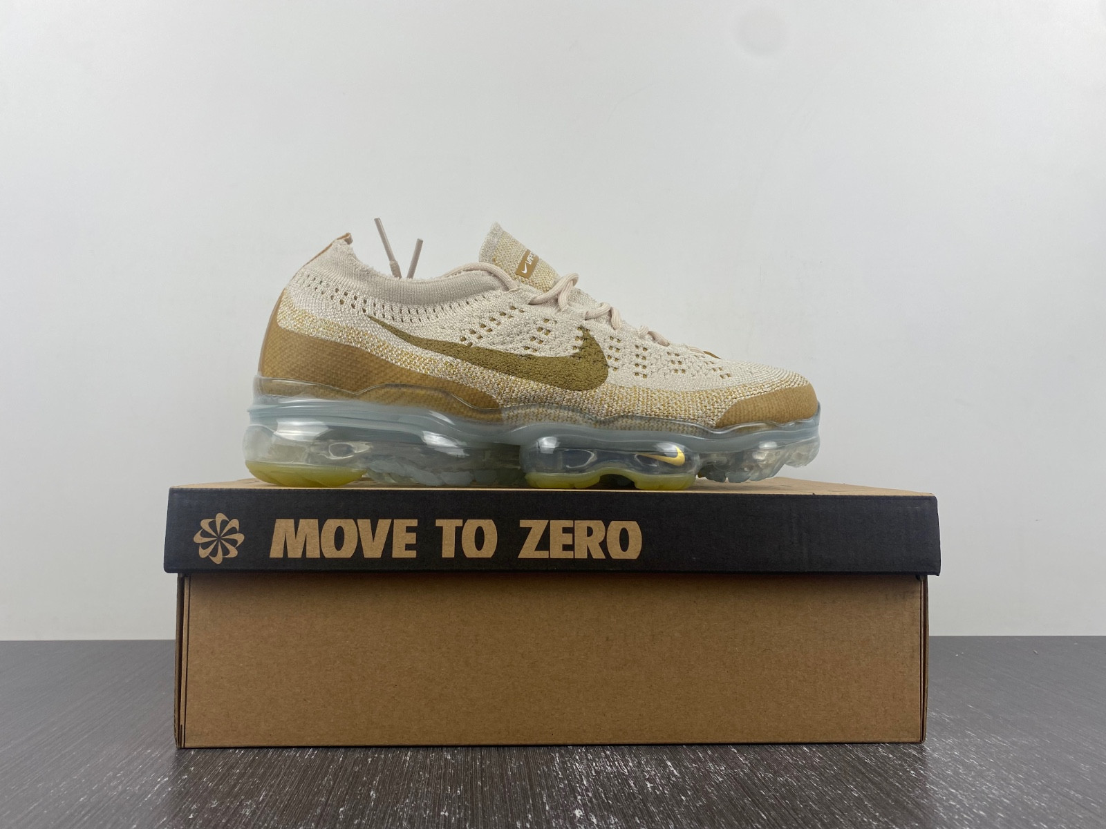 nike vapormax 2023 flyknit tan dv1678-100