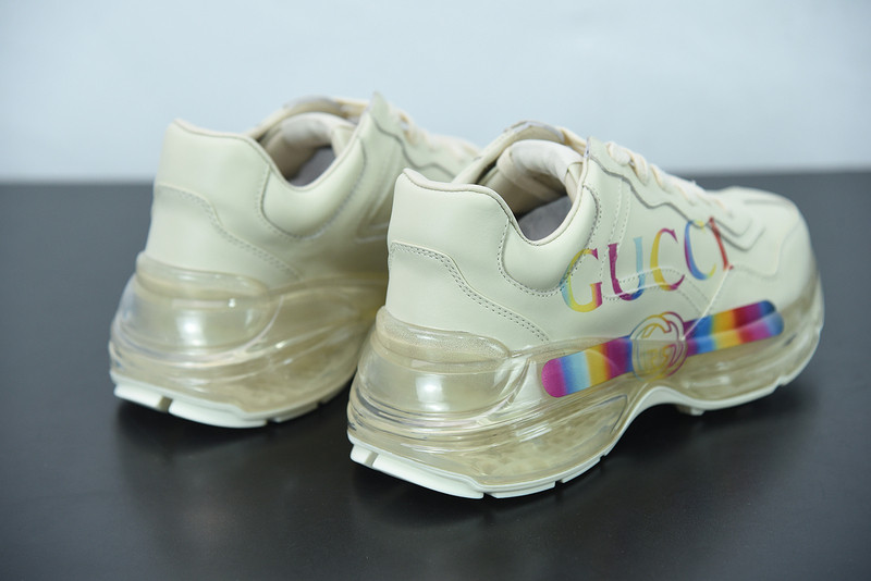 G*u*i sneaker
