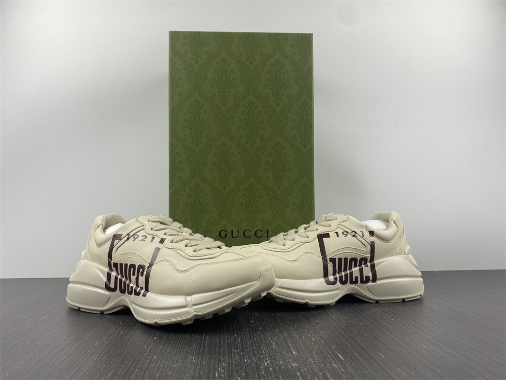 G*u*i sneaker