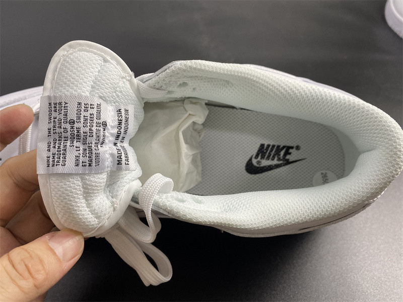 nike dunk low triple white dd1503-109