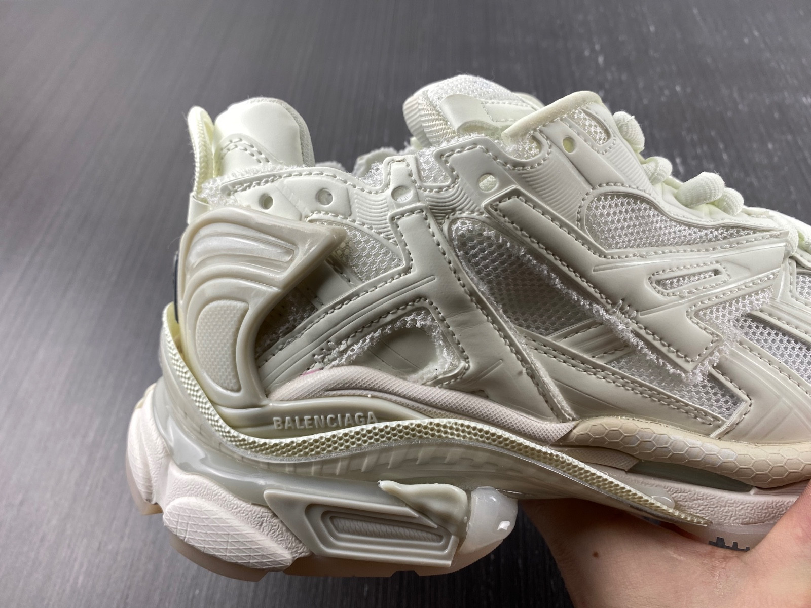 Ba*len*cia*ga runner sneaker