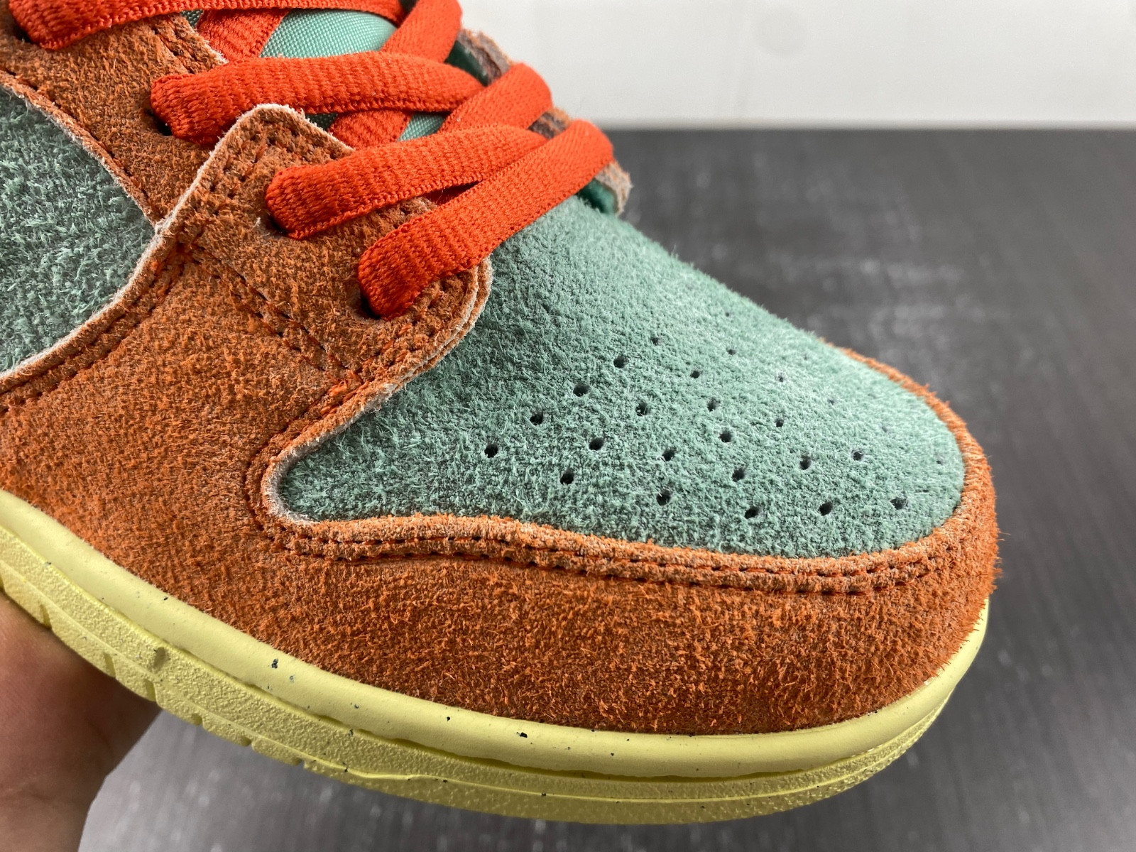 nike sb dunk low orange aqua dv5429-800