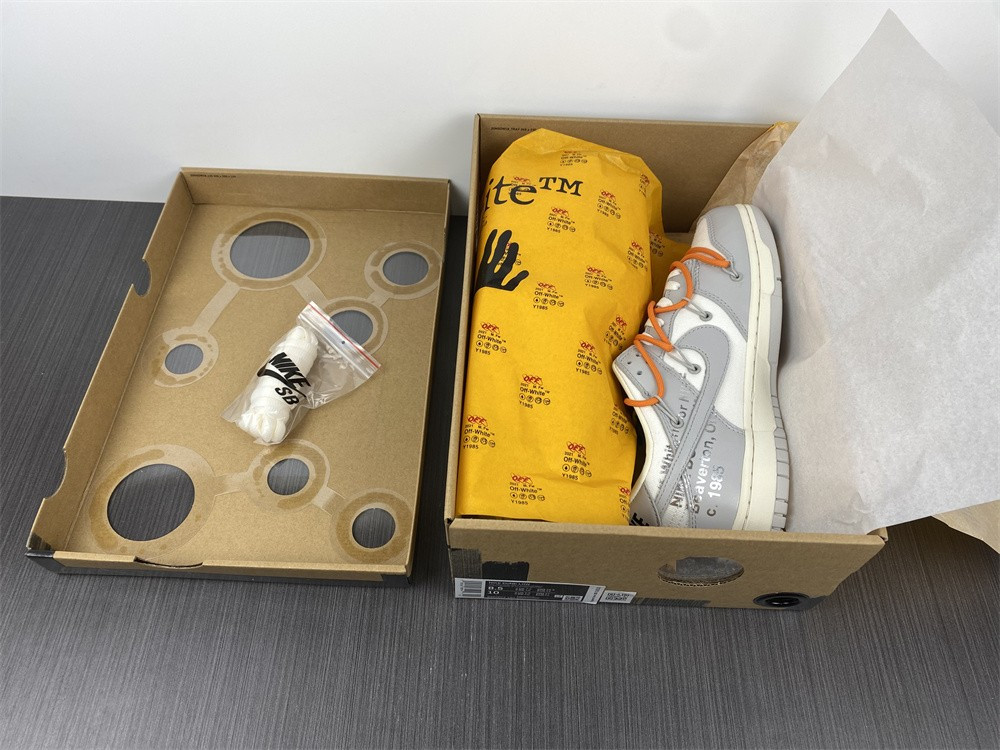 owt x dunk low 