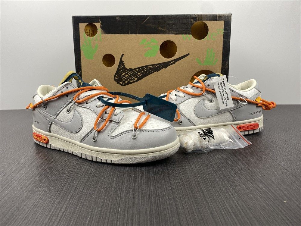 owt x dunk low 