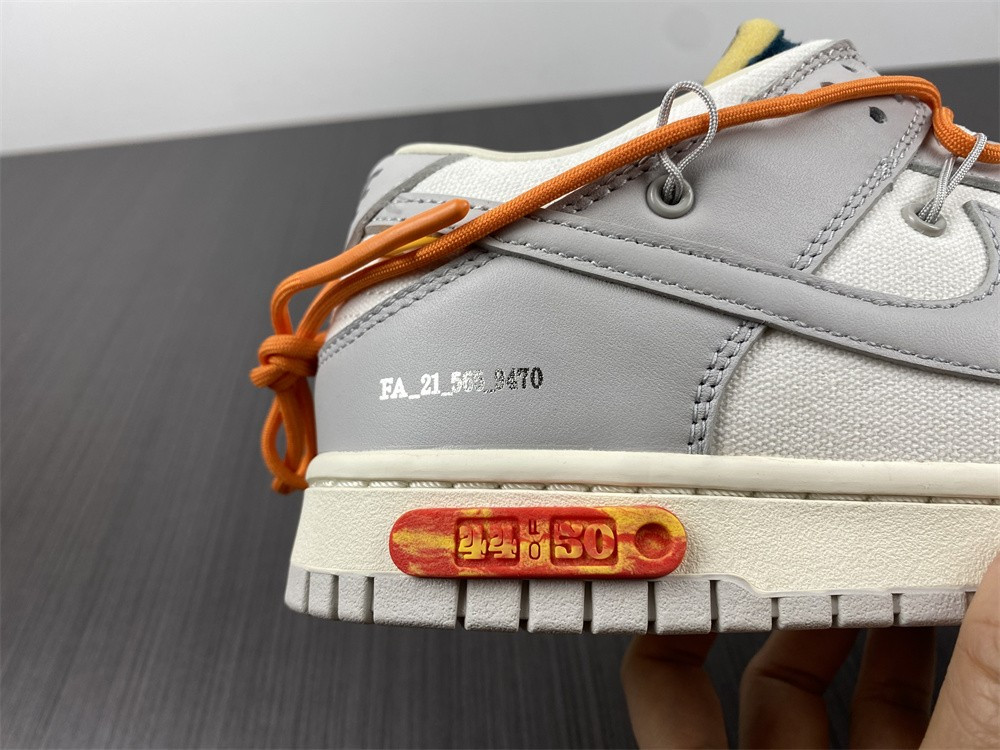 owt x dunk low 