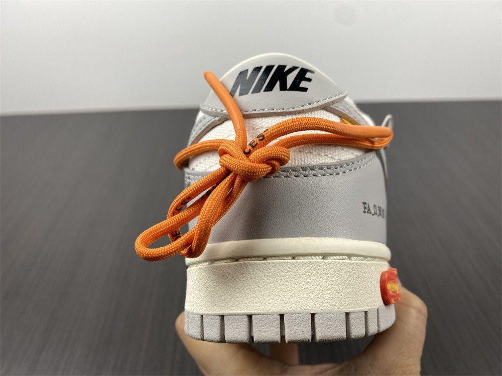 owt x dunk low 