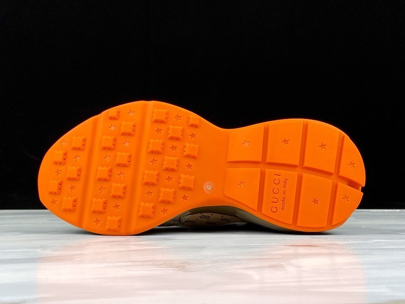 G*u*i sneaker
