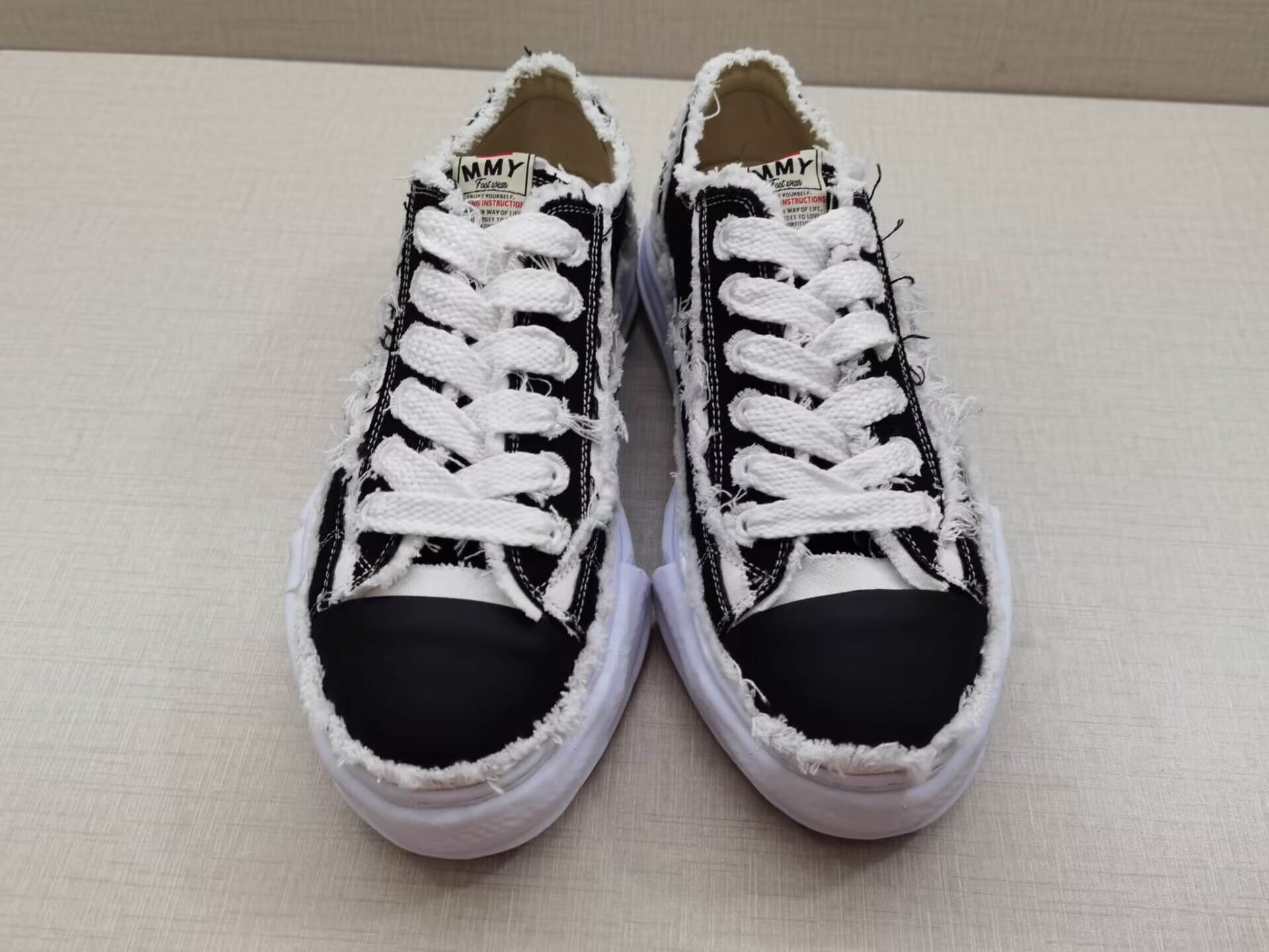 mmy sneaker 0065