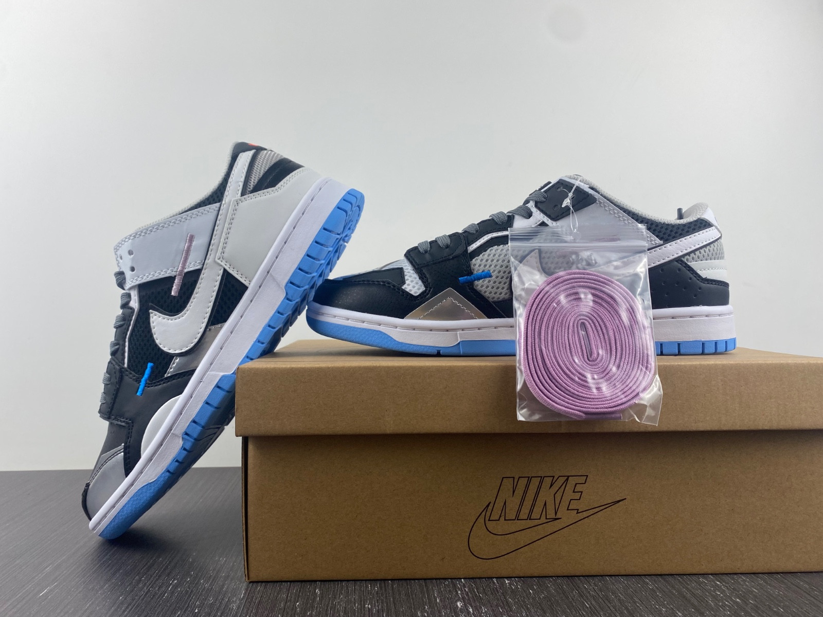 nike dunk low scrap black neutral grey university blue dn5381-001