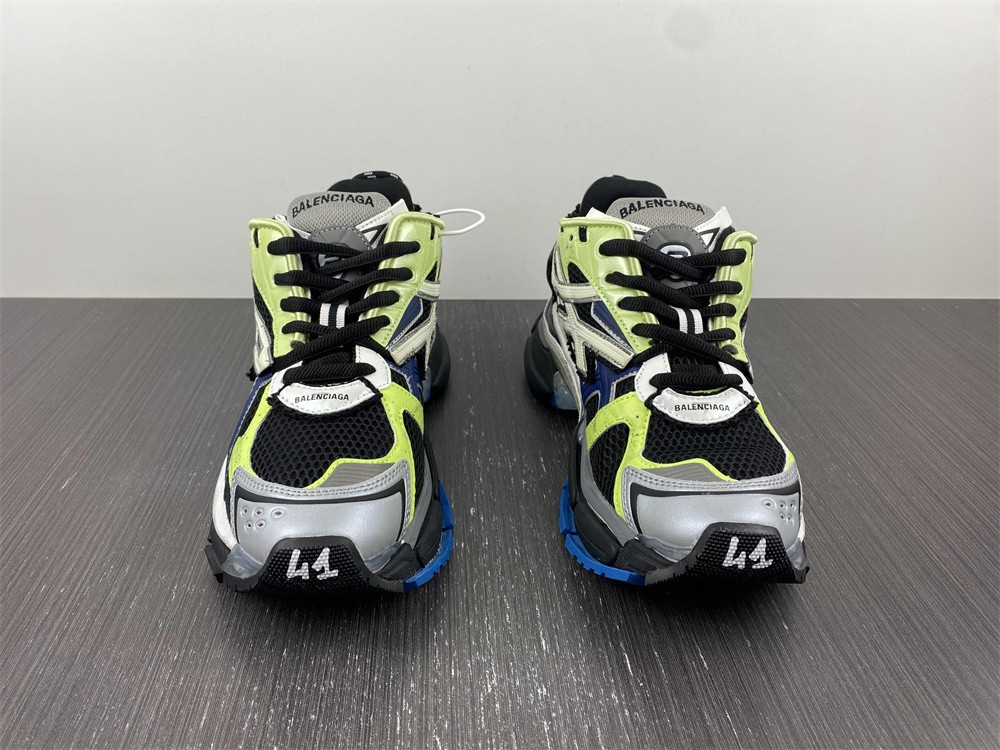 Ba*len*cia*ga runner sneaker