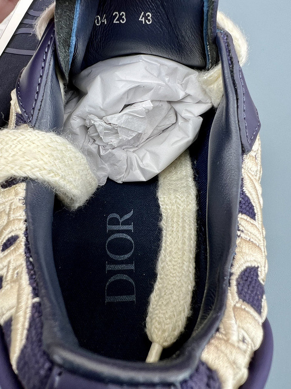 D*or b33 sneaker