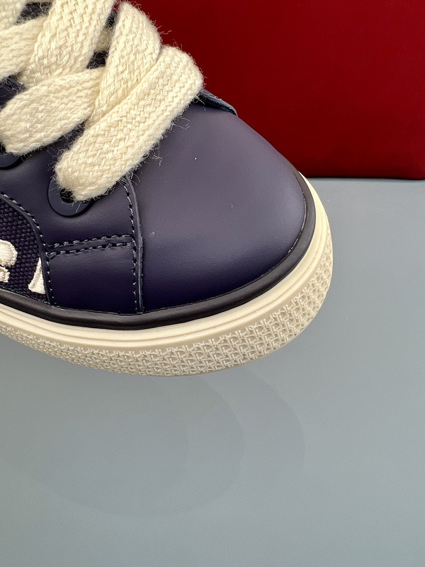 D*or b33 sneaker