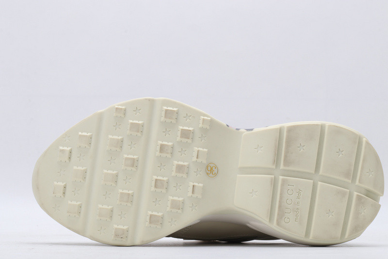 G*u*i sneaker