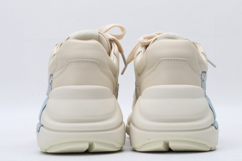 G*u*i sneaker
