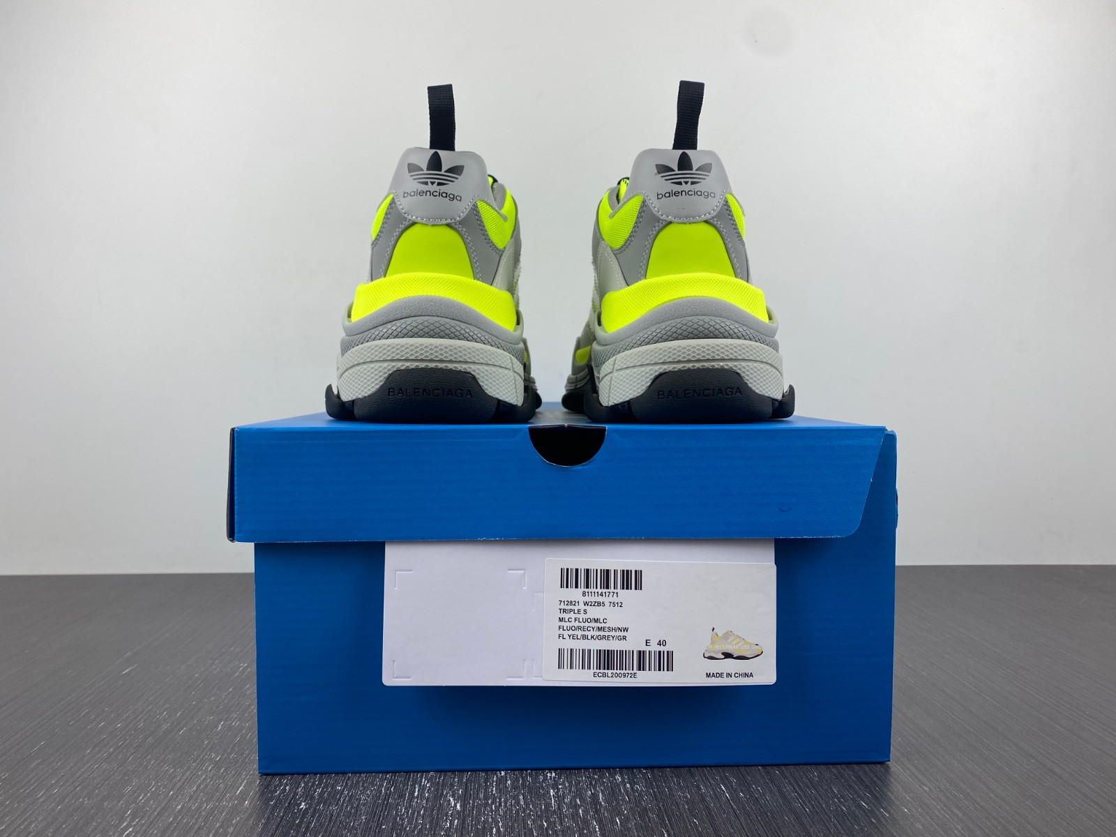 Ba*len*cia*ga triple s