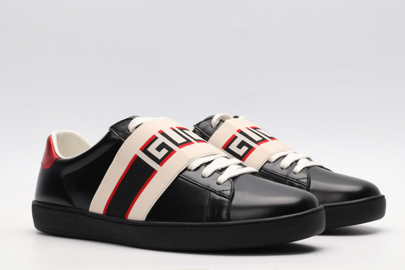 guci low-top sneaker black with G*u*i