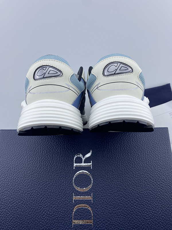 D*or b30 sneaker