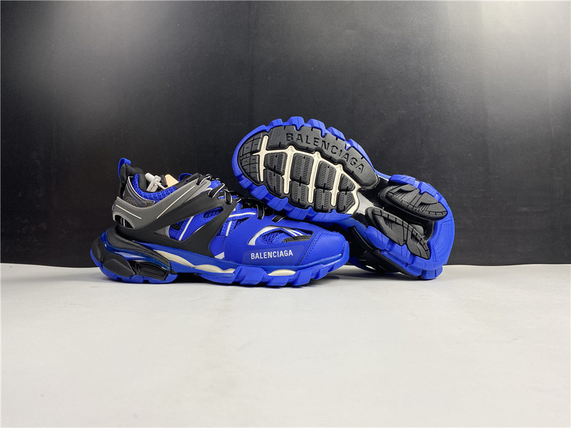 Ba*len*cia*ga track blue & black color
