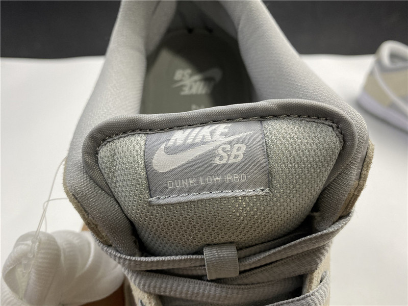 【tom】nike dunk sb l trd ar0778-110