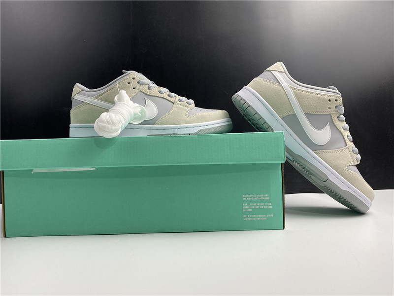 【tom】nike dunk sb l trd ar0778-110