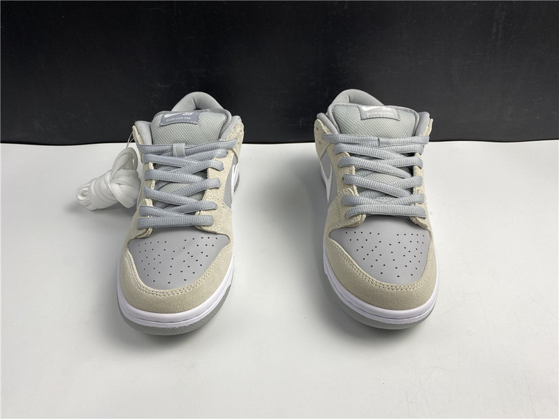 【tom】nike dunk sb l trd ar0778-110