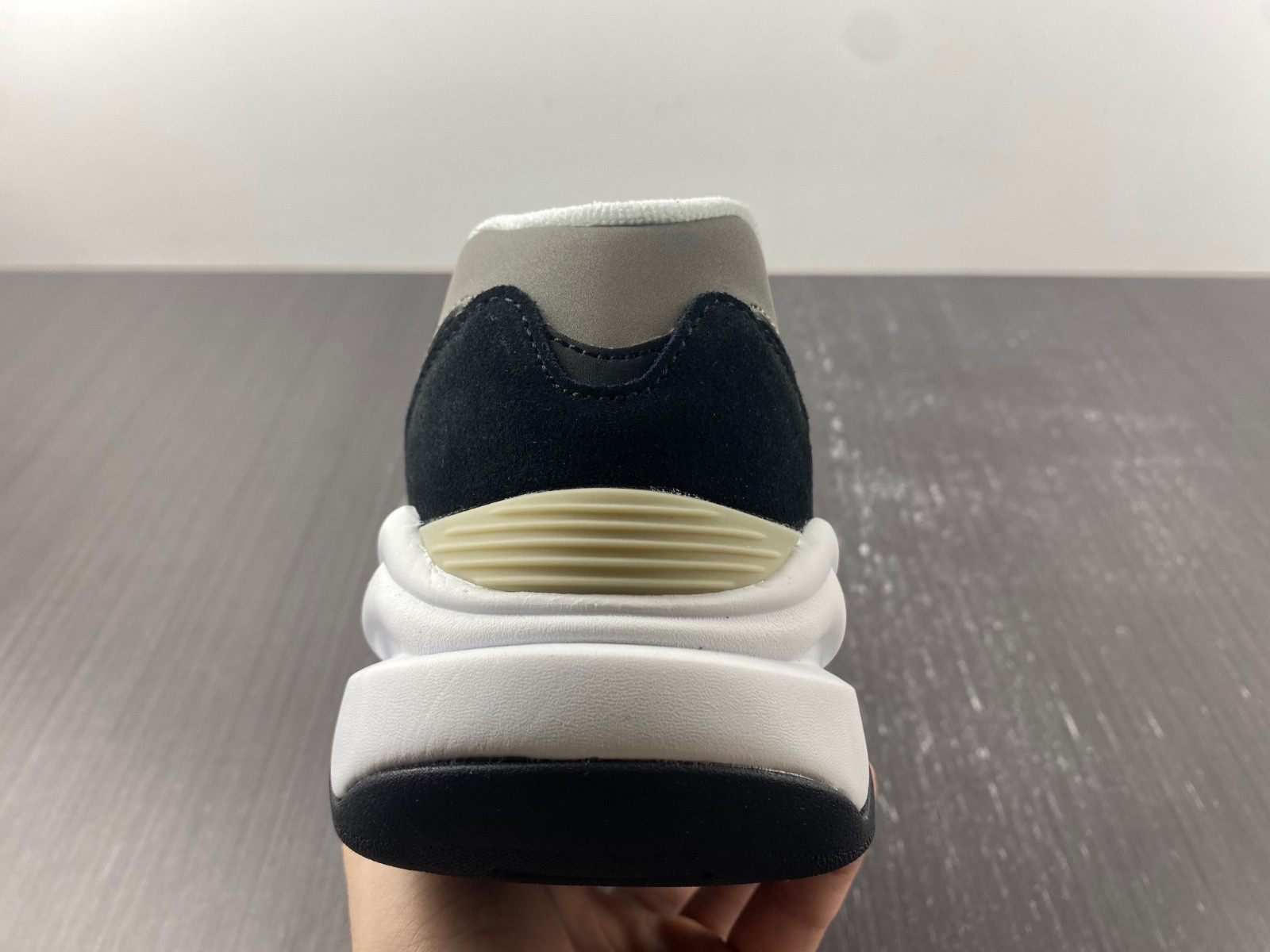 new balance 57/40 