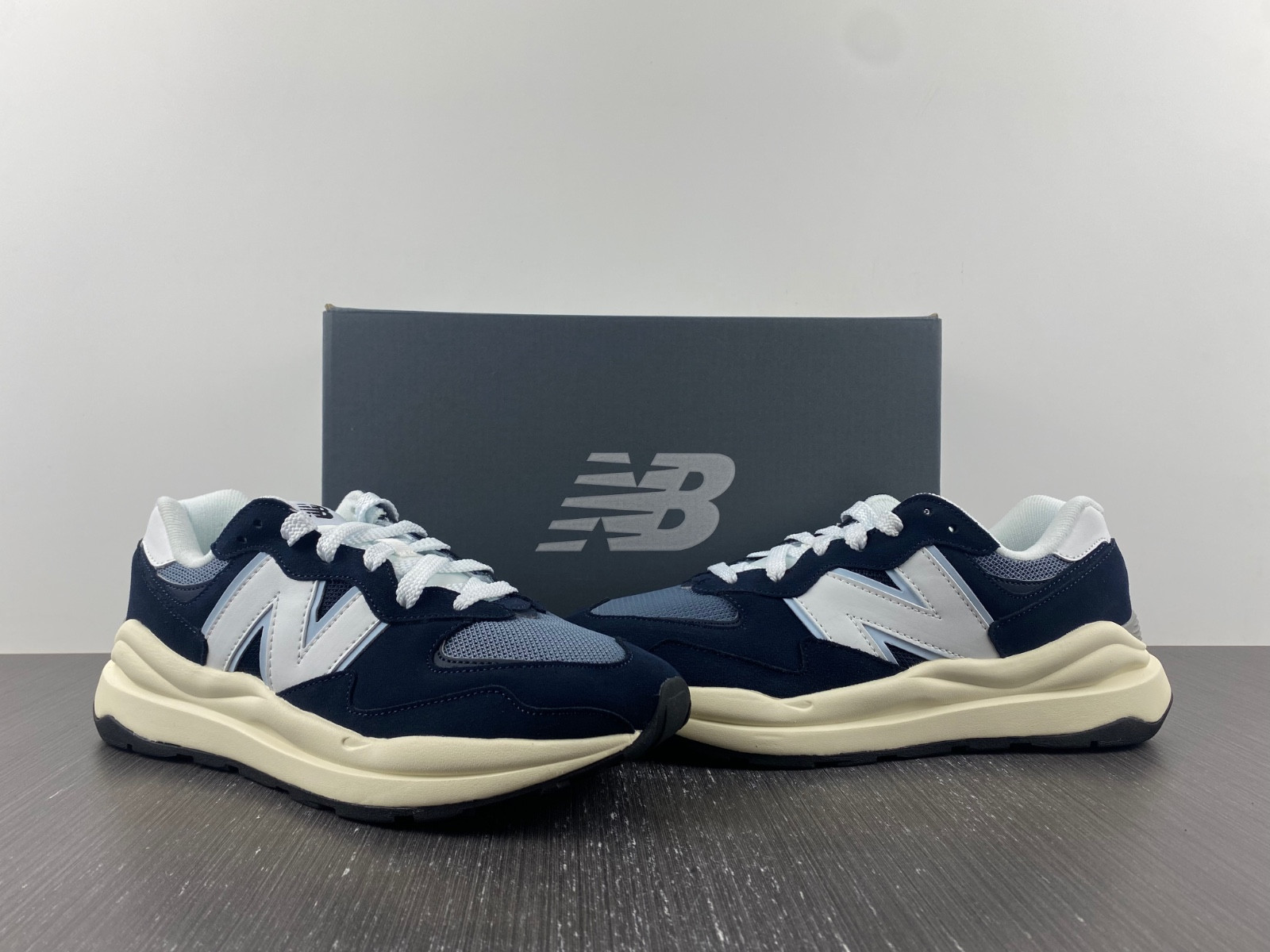 new balance 57/40 