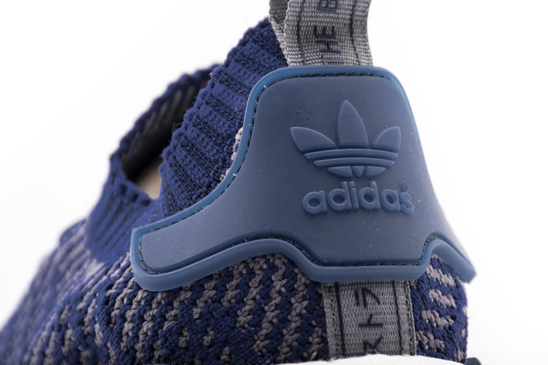nmd_r1 stlt primeknit blue grey b22650