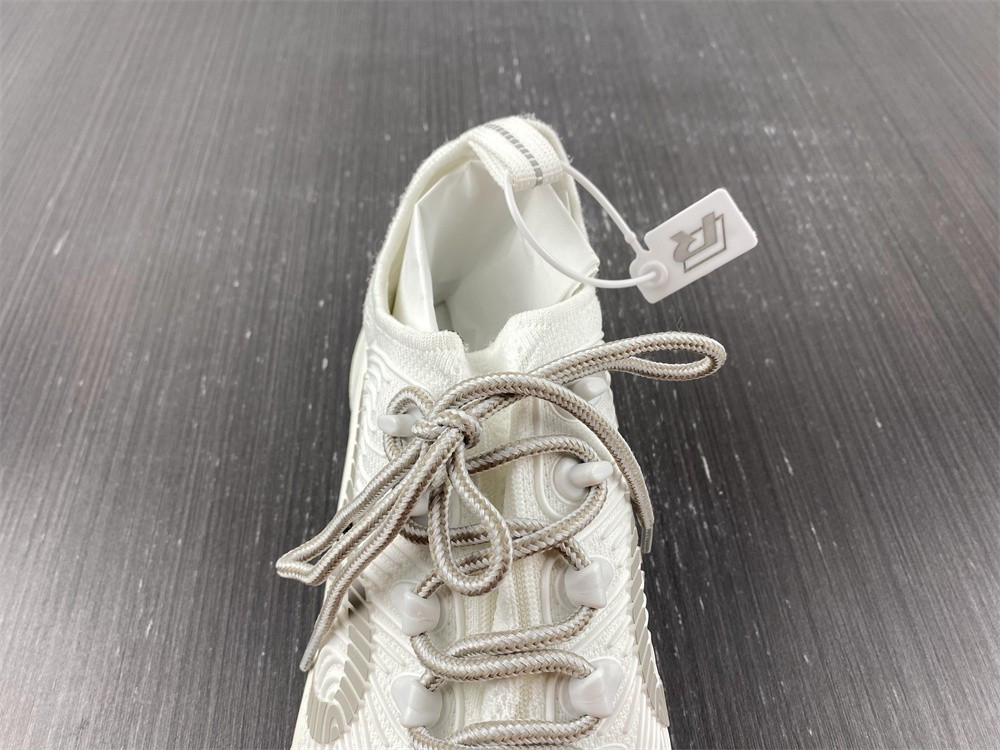 guci sneaker