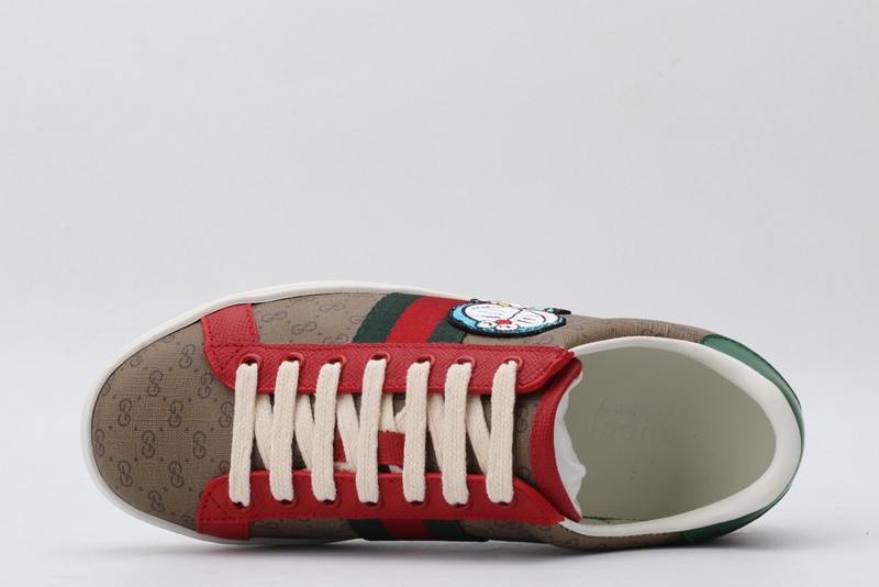 G*u*i sneaker