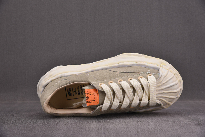 mmy sneaker 003