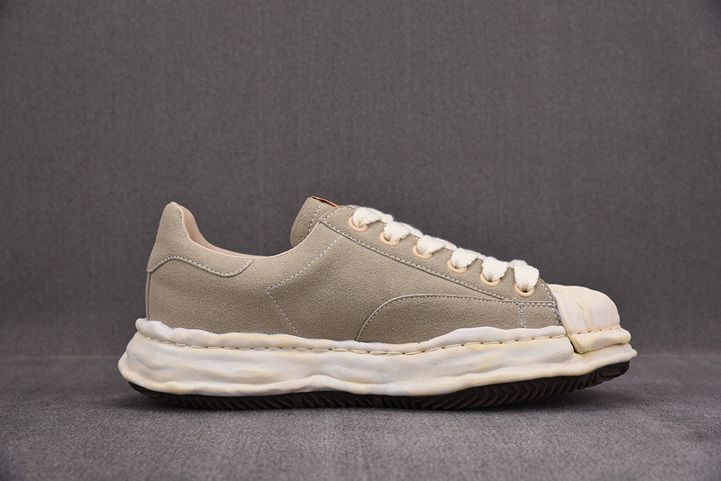 mmy sneaker 003