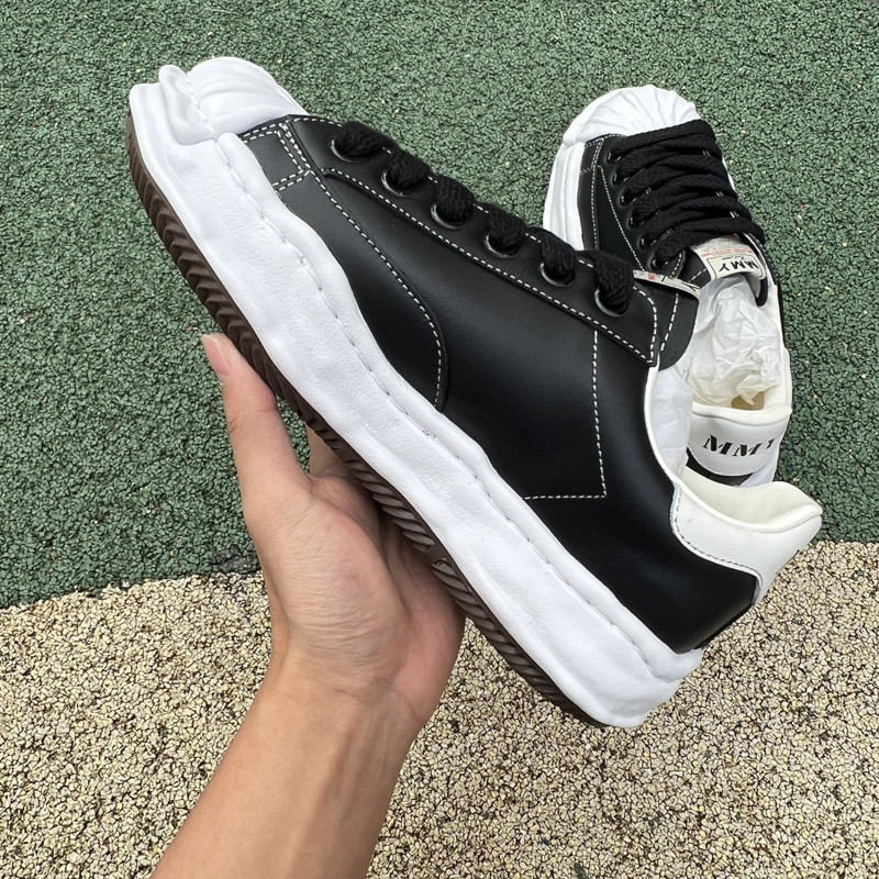 mmy sneaker 0062
