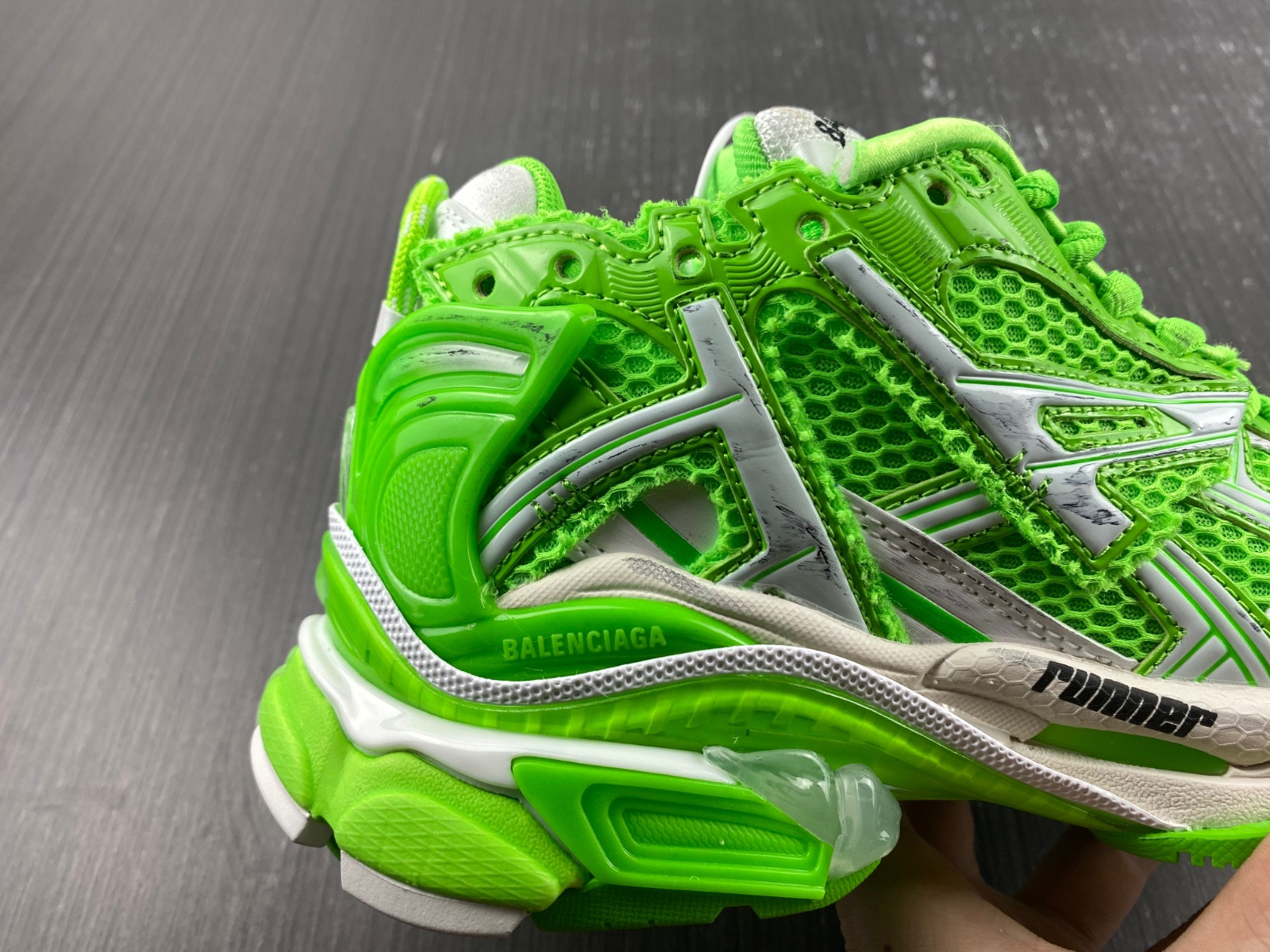 Ba*len*cia*ga runner sneaker