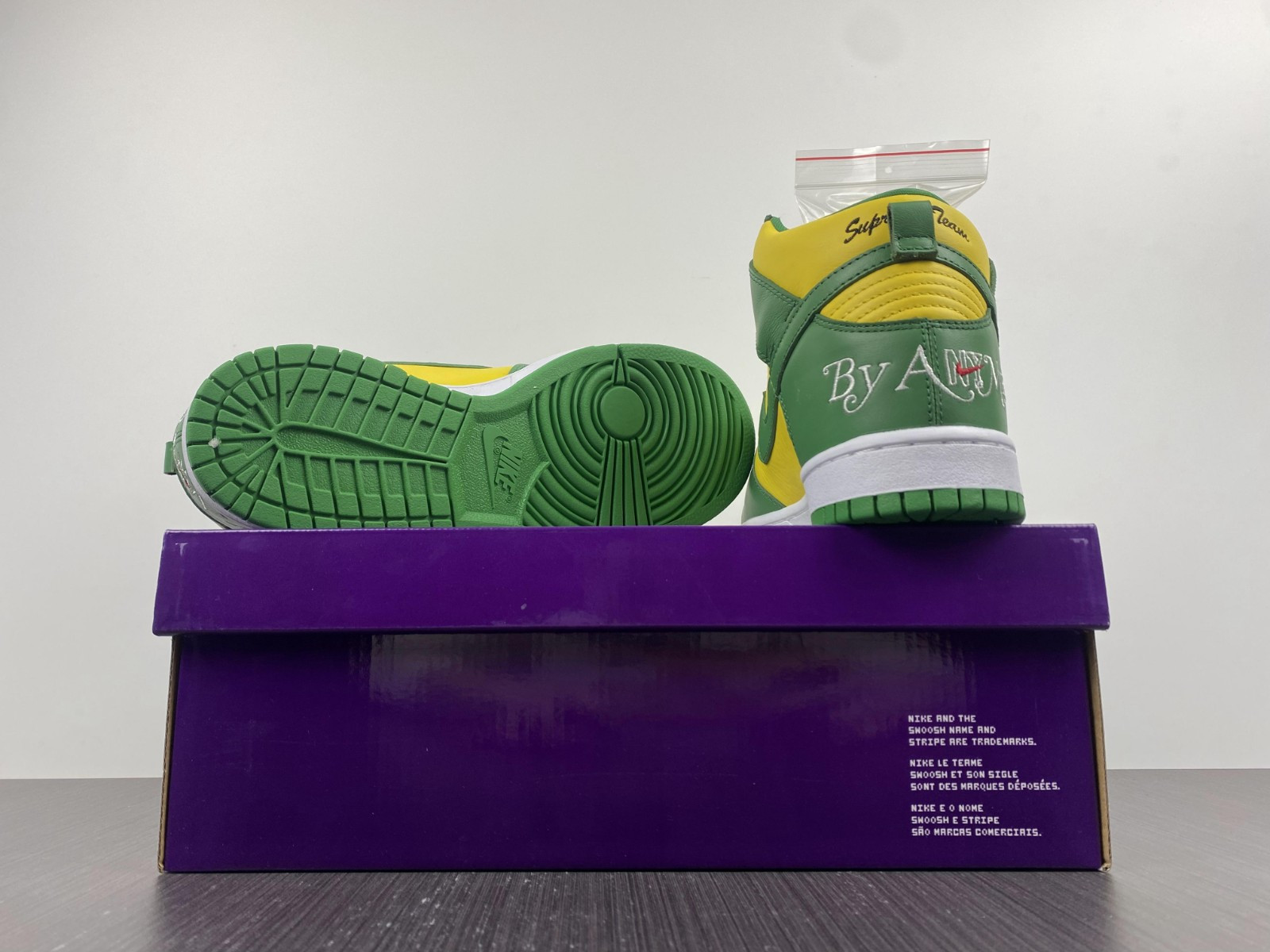 nike sb dunk high Sup*e by any means brazil dn3741-700