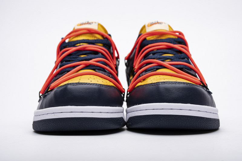 owtx nike dunk sb low white michigan ct0856-700