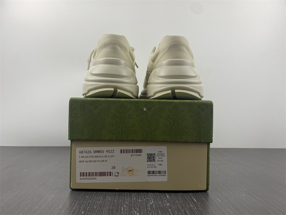 G*u*i sneaker