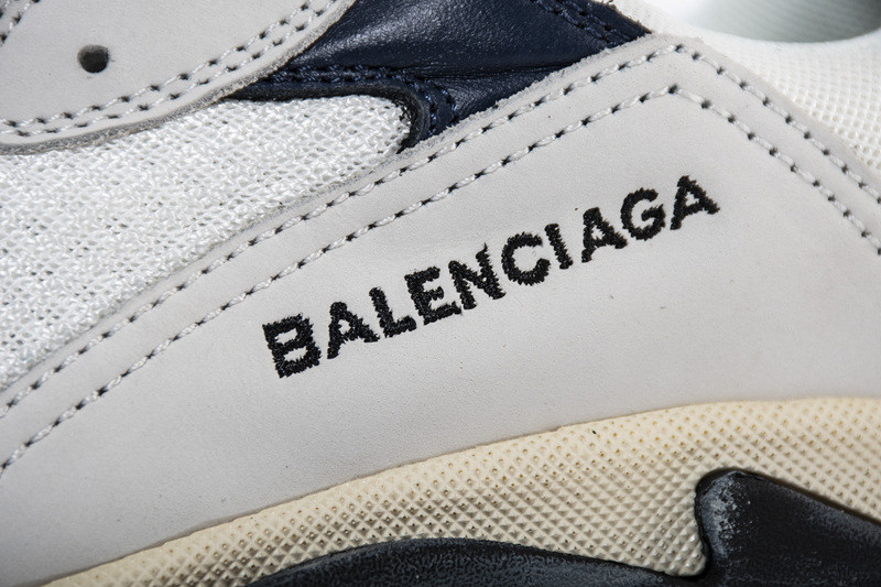 Ba*len*cia*ga triple s 541641w09of9095