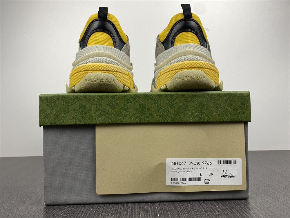 Ba*len*cia*ga triple s g*u*i sneaker