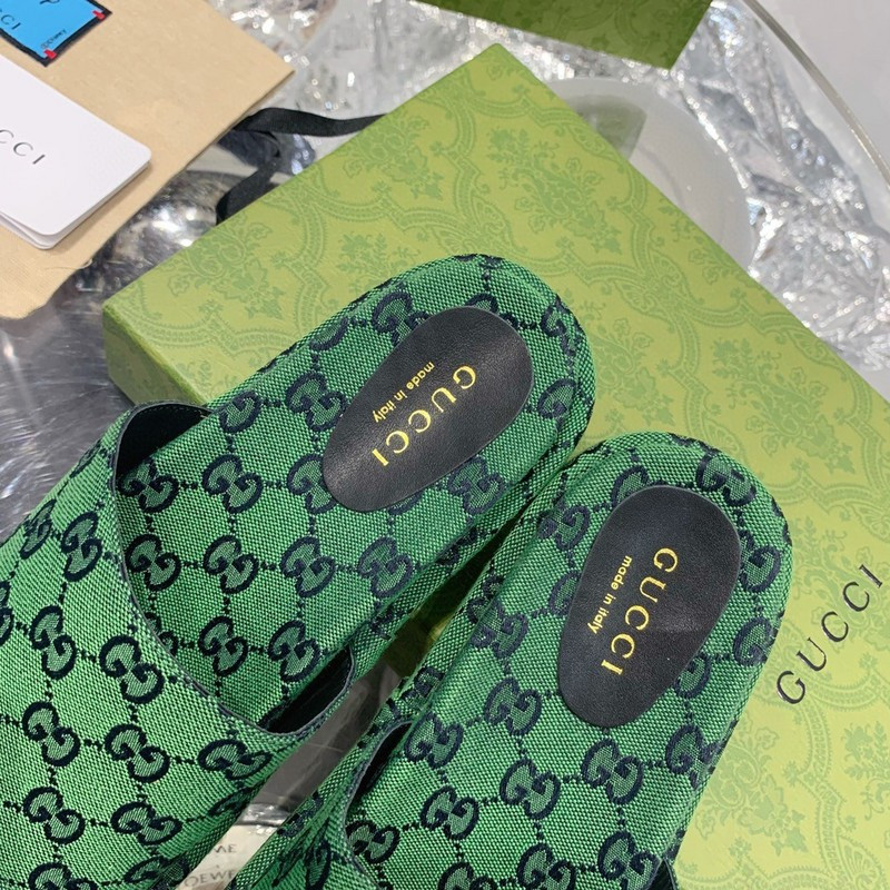 G*u*i sneaker